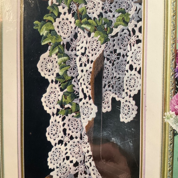 New Vintage Heritage Collection by Elsa Williams Rhythms In Lace 00915 - Picture 6 of 6